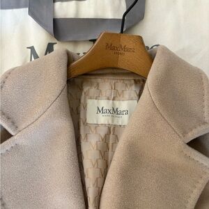 MaxMara 101801 Madame Coat Ecru